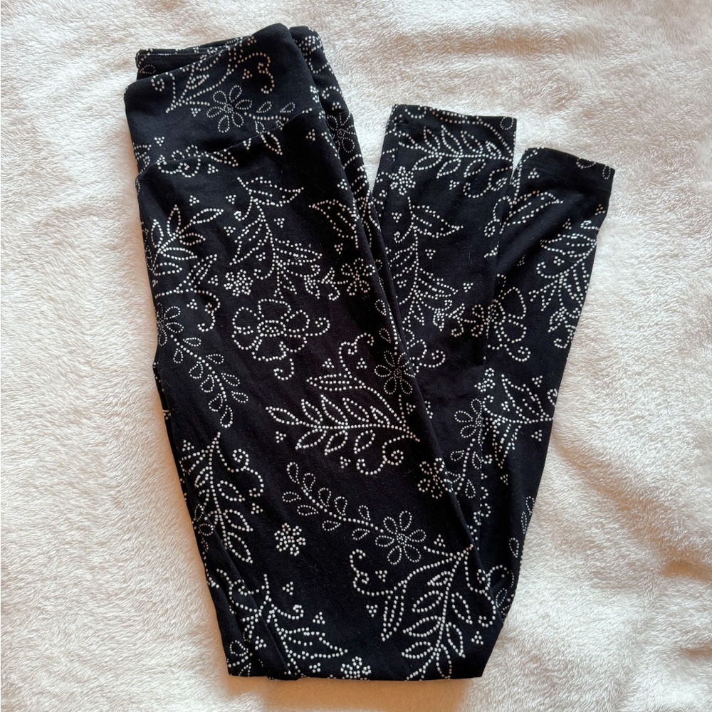 LuLaRoe One Size Leggings Black & White